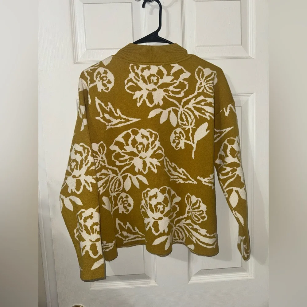Mustard Yellow Floral Knit Sweater by Cyrus - Picture 2 of 5